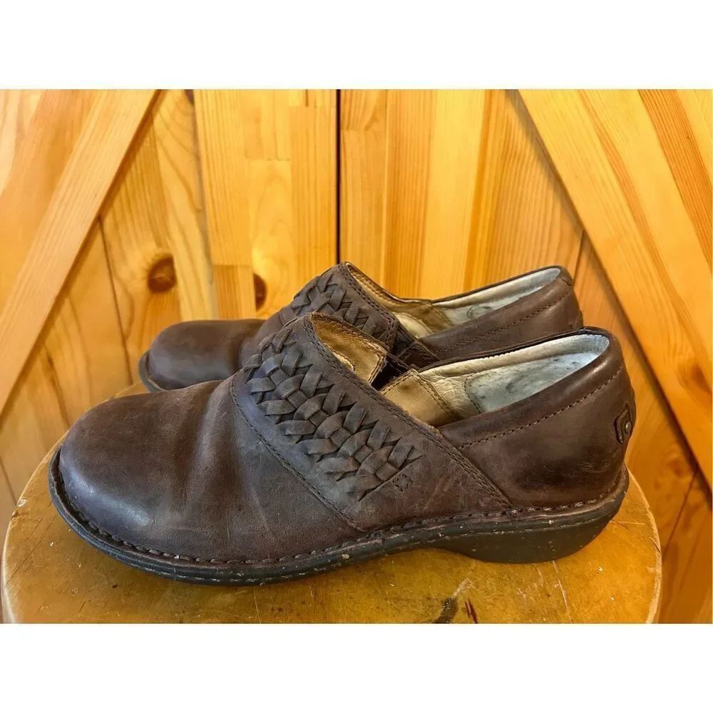 UGG Anila Women's Size 7 Slip On Shoes Brown Leather Lined Read